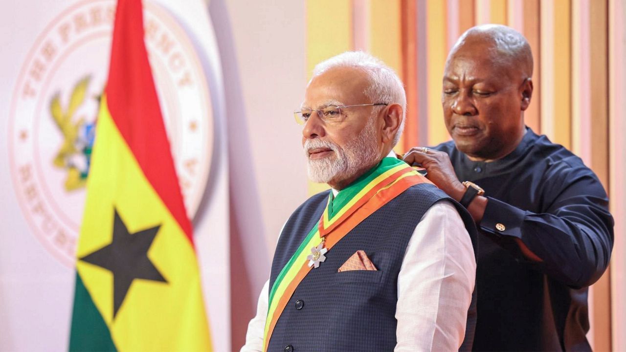 প্ৰধানমন্ত্ৰীৰ ঘানা ভ্ৰমণৰ পৰা ৰাজ্যত গো-মাংস উদ্ধাৰলৈ, চাওক দিনটোৰ শীৰ্ষ খবৰ