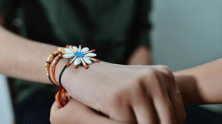 Raksha Bandhan 2025: ৰাখীবন্ধন কেতিয়া? জানক তাৰিখ, শুভ সময় আদি সকলো…