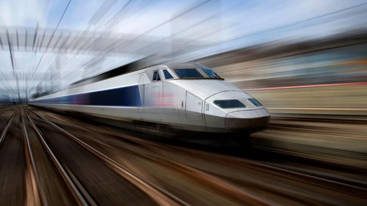 Bullet train in India: কেতিয়াৰ পৰা ভাৰতৰ ৰে’লপথত চলিব বুলেট ট্ৰেইন?