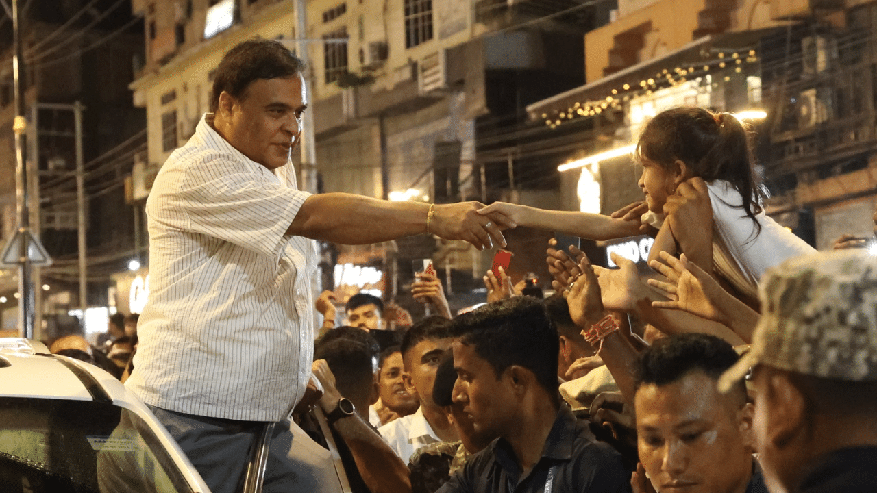 এই সন্দৰ্ভত মুখ্যমন্ত্ৰী হিমন্ত বিশ্ব শৰ্মাই সামাজিক মাধ্যমত লিখে যে-আপোনালোকলৈ আগবঢ়ালোঁ ভগদত্ত উৰণ সেতু ২।ৰাইজৰ আশীৰ্বাদে আজি আমাৰ মন ভৰাই তুলিলে৷ নিৰ্ধাৰিত সময়তে পৰ্যায়ক্ৰমে আমি ৰাইজৰ বাবে বিকাশমুখী ৰূপান্তৰৰ পদক্ষেপসমূহ আগবঢ়াই আছোঁ— এই পদক্ষেপসমূহে নিশ্চিতভাৱে ৰাইজৰ জীৱন অধিক সুবিধাজনক কৰি তুলিব।