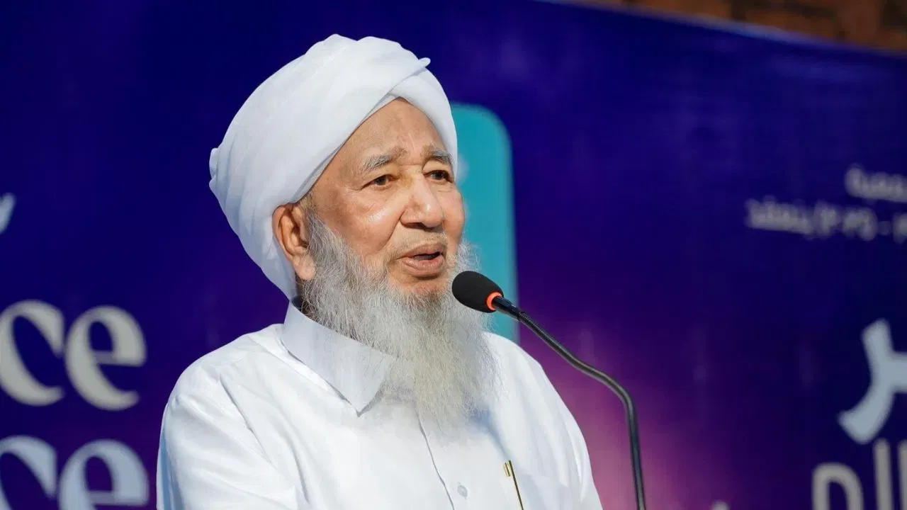 য়েমেনত ৰক্ষা পৰিবনে ভাৰতৰ নিমিষাৰ প্ৰাণ? মুছলমান ধৰ্মগুৰুৱে দিলে এই পৰামৰ্শ… য়েমেনত ৰক্ষা পৰিবনে ভাৰতৰ নিমিষাৰ প্ৰাণ? মুছলমান ধৰ্মগুৰুৱে দিলে এই পৰামৰ্শ…