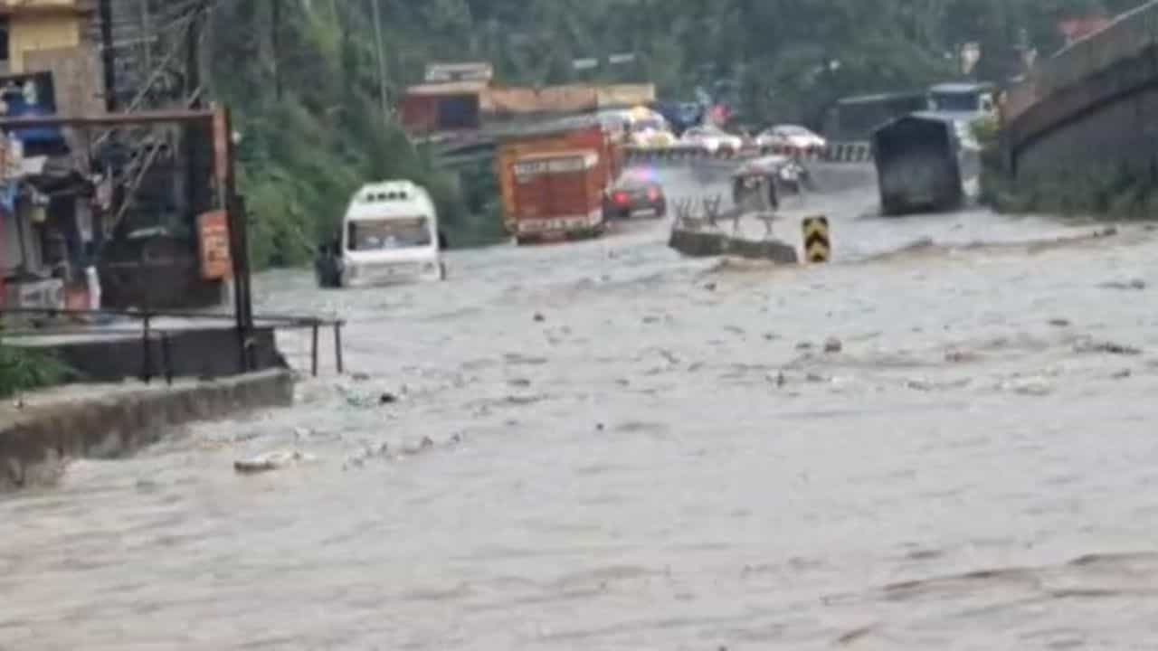 যোৰাবাটৰ কৃত্ৰিম বানৰ পৰা শুভাংশু শুক্লাৰ ওভতনি যাত্ৰালৈ...পলকতে পঢ়ক দিনটোৰ শীৰ্ষ খবৰ যোৰাবাটৰ কৃত্ৰিম বানৰ পৰা শুভাংশু শুক্লাৰ ওভতনি যাত্ৰালৈ...পলকতে পঢ়ক দিনটোৰ শীৰ্ষ খবৰ
