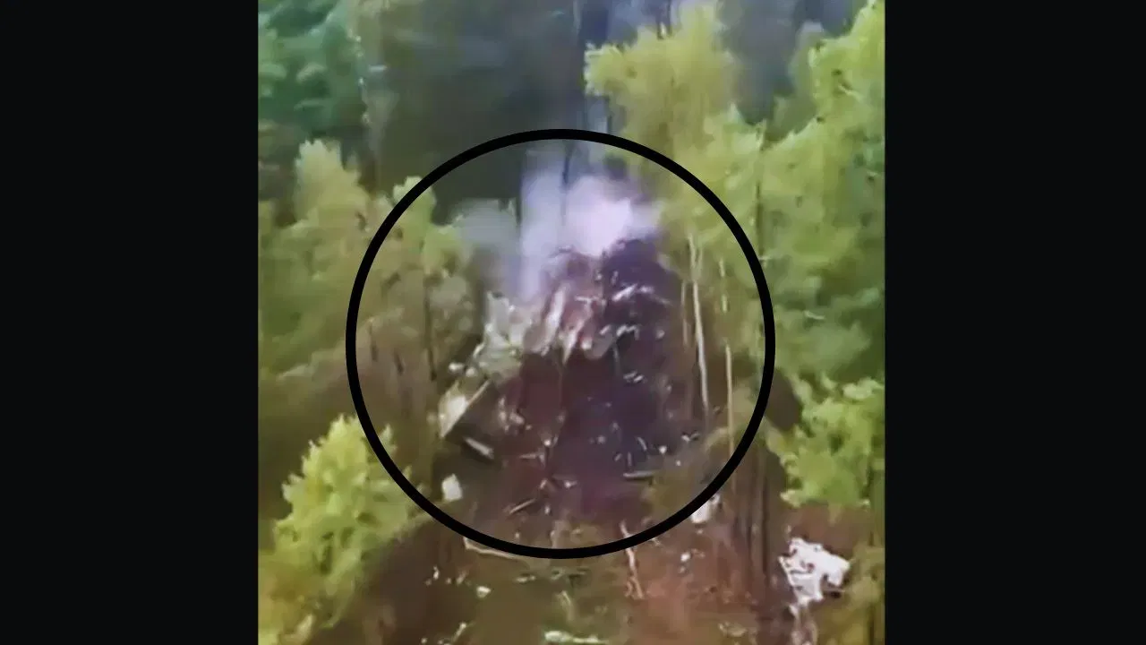 পুনৰ দুৰ্ঘটনাত পতিত যাত্ৰীবাহী বিমান, আটাইকেইজনৰে মৃত্যুৰ আশংকা