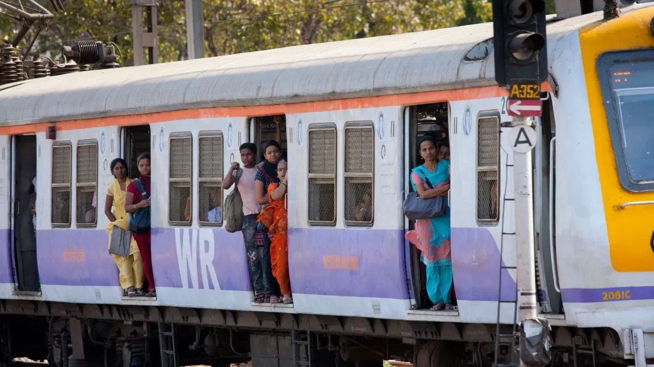 Railway: এইবাৰ ভাৰতীয় ৰে’লৱেৰ বাবে কাম কৰিব TATA ই, কৰিলে চুক্তি স্বাক্ষৰ