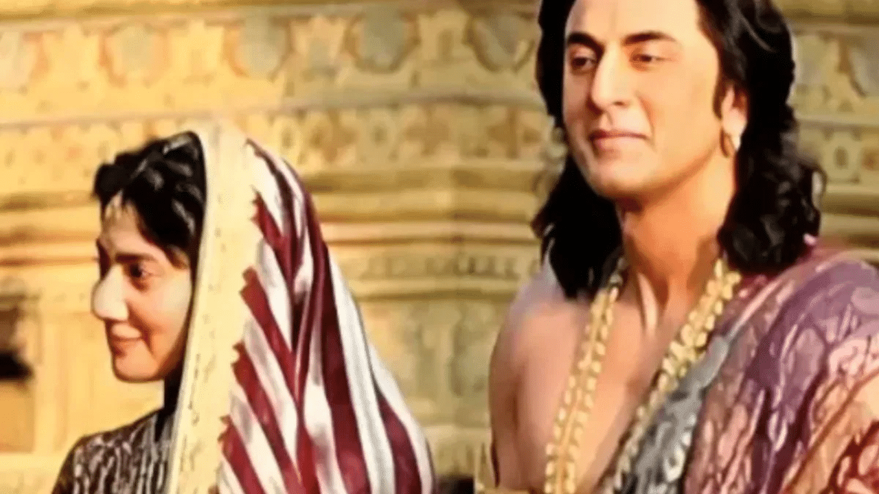 ছবিখনত ৰামৰ চৰিত্ৰত অভিনয় কৰিব অভিনেতা ৰণবীৰ কাপুৰে। আনহাতে সাই পল্লবীয়ে সীতাৰ অভিনয়ত, ৰাৱণৰ অভিনয়ত যশক দেখা যাব। ইয়াৰ লগতে শিৱৰ চৰিত্ৰটোৰ বাবে টিভিত জনপ্ৰিয়তা লাভ কৰা এজন অভিনেতাক লোৱা হৈছে। এই অভিনেতাজনে টিভিৰ ধাৰাবাহিকত শিৱৰ অভিনয় কৰি জনপ্ৰিয়তা লাভ কৰিছিল।