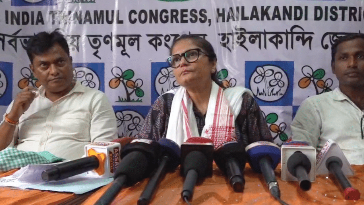 উচ্ছেদ অভিযান বিজেপিৰ ভয় আৰু সাম্প্ৰদায়িক মনোভাৱৰ ফলঃ তৃণমূল কংগ্ৰেছ উচ্ছেদ অভিযান বিজেপিৰ ভয় আৰু সাম্প্ৰদায়িক মনোভাৱৰ ফলঃ তৃণমূল কংগ্ৰেছ