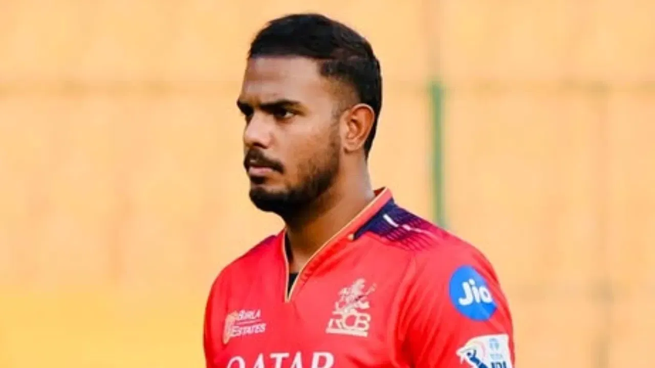 ইনষ্টাগ্ৰামত চিনাকী, ৮ লাখ টকাৰ ধাৰ! কিয় যুৱতীয়ে জালত পেলালে যশ দয়ালক? এজাহাৰ দাখিল… ইনষ্টাগ্ৰামত চিনাকী, ৮ লাখ টকাৰ ধাৰ! কিয় যুৱতীয়ে জালত পেলালে যশ দয়ালক? এজাহাৰ দাখিল…