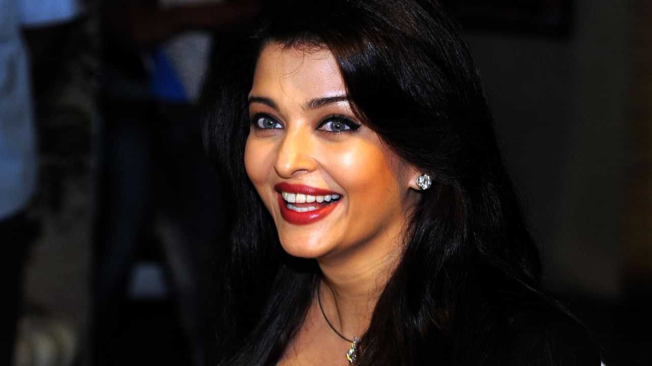 ঐশ্বৰ্যৰ নাম শুনিলেই ভয় খাই এইগৰাকী তাৰকা অভিনেতাই, কাৰণ কি?