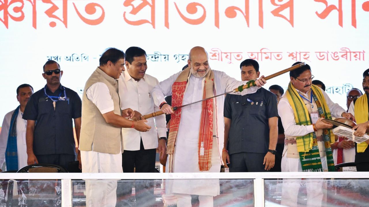 গৌৰৱ গগৈক টাৰ্গেট ! ৫ টা ডাঙৰ মন্তব্যৰে ২৬ ৰ ৰণ শিঙা বজালে অমিত শ্বাহে… কি কি ক’লে? গৌৰৱ গগৈক টাৰ্গেট ! ৫ টা ডাঙৰ মন্তব্যৰে ২৬ ৰ ৰণ শিঙা বজালে অমিত শ্বাহে… কি কি ক’লে?