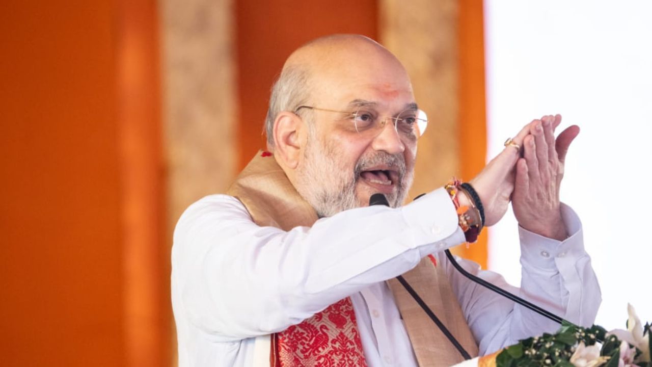 দূৰবীণ লৈয়ো পঞ্চায়তত বিচাৰি নাপাব, তৃণমূল পৰ্যায়ত স্থান হেৰুৱাইছে কংগ্ৰেছে: অমিত শ্বাহ