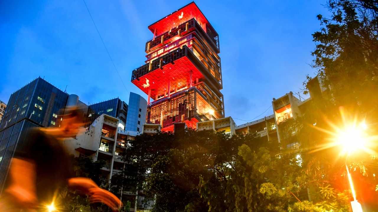 সঁচাকৈ ৱাকফৰ মাটিত নিৰ্মাণ কৰা হৈছিল নেকি মুকেশ আম্বানীৰ এন্টিলিয়া? অৱশেষত ৰায় দিলে আদালতে ...