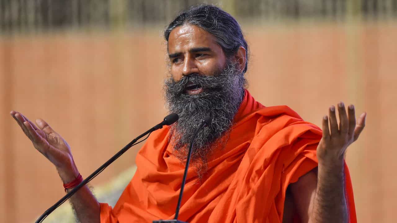 বাৰীৰ গোলাপতে আছে আপোনাৰ পেটৰ সমস্যা নিৰাময়ৰ গুণ, বাবা ৰামদেৱে দিলে এই বিধান... বাৰীৰ গোলাপতে আছে আপোনাৰ পেটৰ সমস্যা নিৰাময়ৰ গুণ, বাবা ৰামদেৱে দিলে এই বিধান...