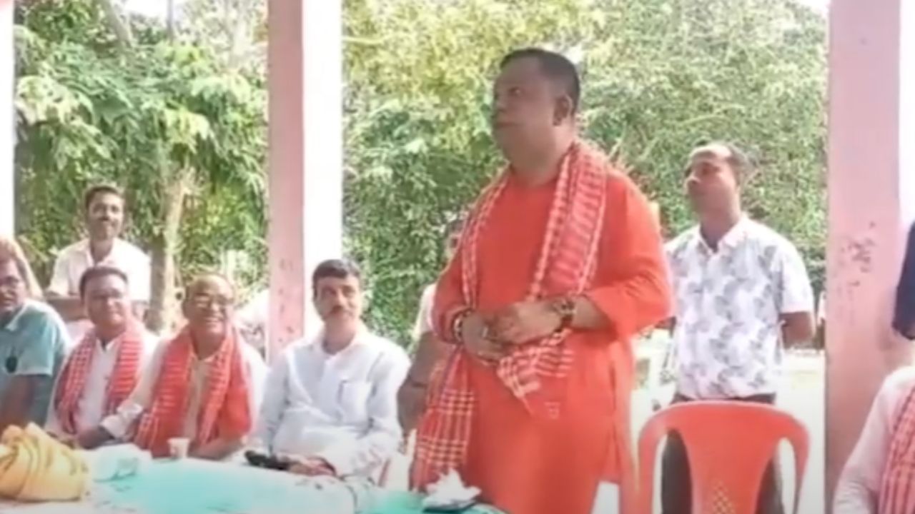 সমষ্টি পুনঃনিৰ্ধাৰণৰ পিছত পাকিস্তানৰ পৰা ভাৰতত সোমাল দক্ষিণ কৰিমগঞ্জ! বিজেপি বিধায়কৰ আজৱ দাবী