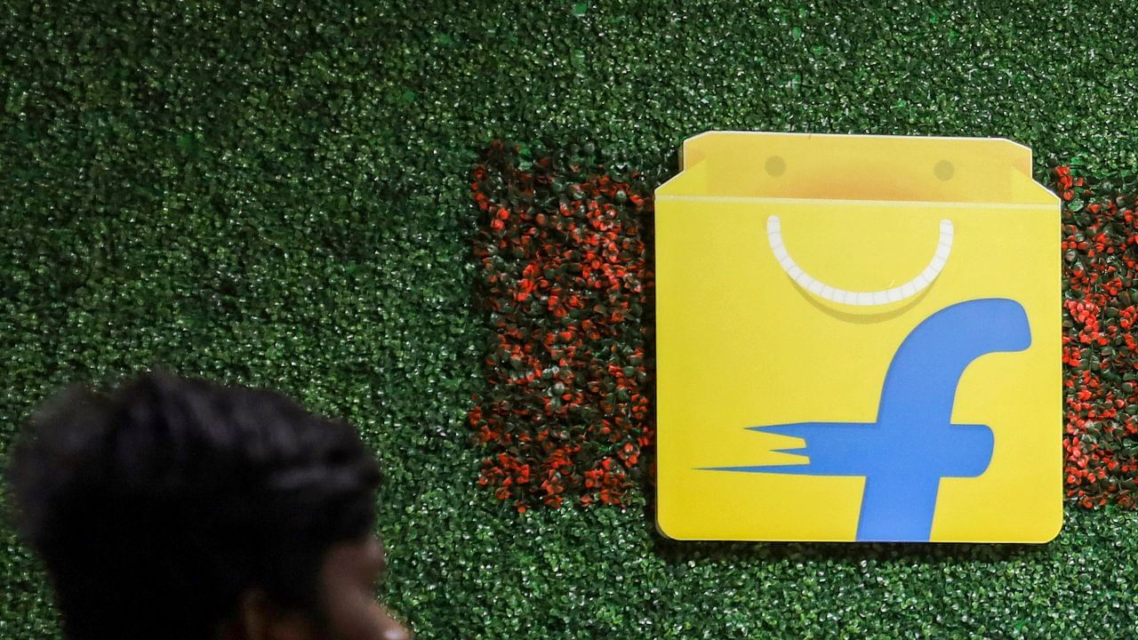 অথলে যাবলৈ নিদিব হাতলৈ অহা সুযোগঃ ফ্লিপকাৰ্টে আনিছে স্বাধীনতা দিৱসৰ উপহাৰ