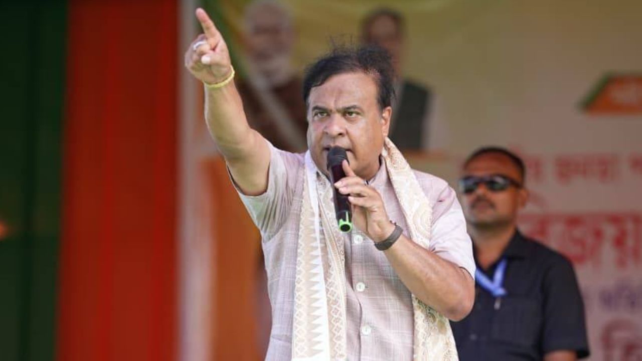 অচিনাকী মানুহক সকীয়নি মুখ্যমন্ত্ৰীৰ, সীমা অতিক্ৰম কৰিলেই হ’ব গ্ৰেপ্তাৰ অচিনাকী মানুহক সকীয়নি মুখ্যমন্ত্ৰীৰ, সীমা অতিক্ৰম কৰিলেই হ’ব গ্ৰেপ্তাৰ