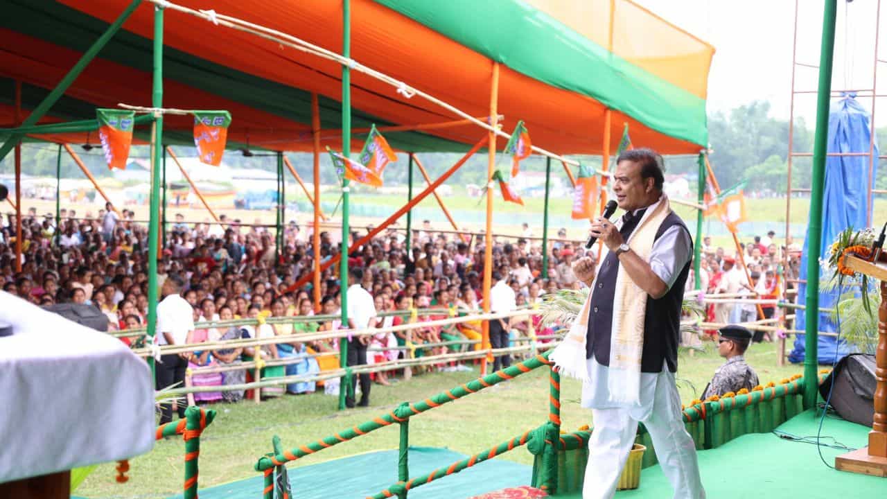 পলকতে পঢ়ক দিনটোৰ ৯ টা শীৰ্ষ খবৰ...