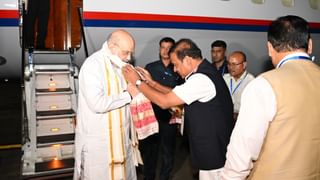 গুৱাহাটীত উপস্থিত গৃহমন্ত্ৰী অমিত শ্বাহঃ বিমানবন্দৰত আদৰণি জনালে মুখ্যমন্ত্ৰীয়ে