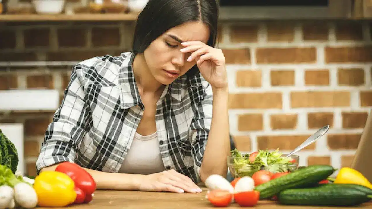 পূৰ্বৰ তুলনাত কমকৈ ভোক লাগে নেকি? সাধাৰণ নহয়, হব পাৰে গুৰুতৰ ৰোগৰ লক্ষণ...