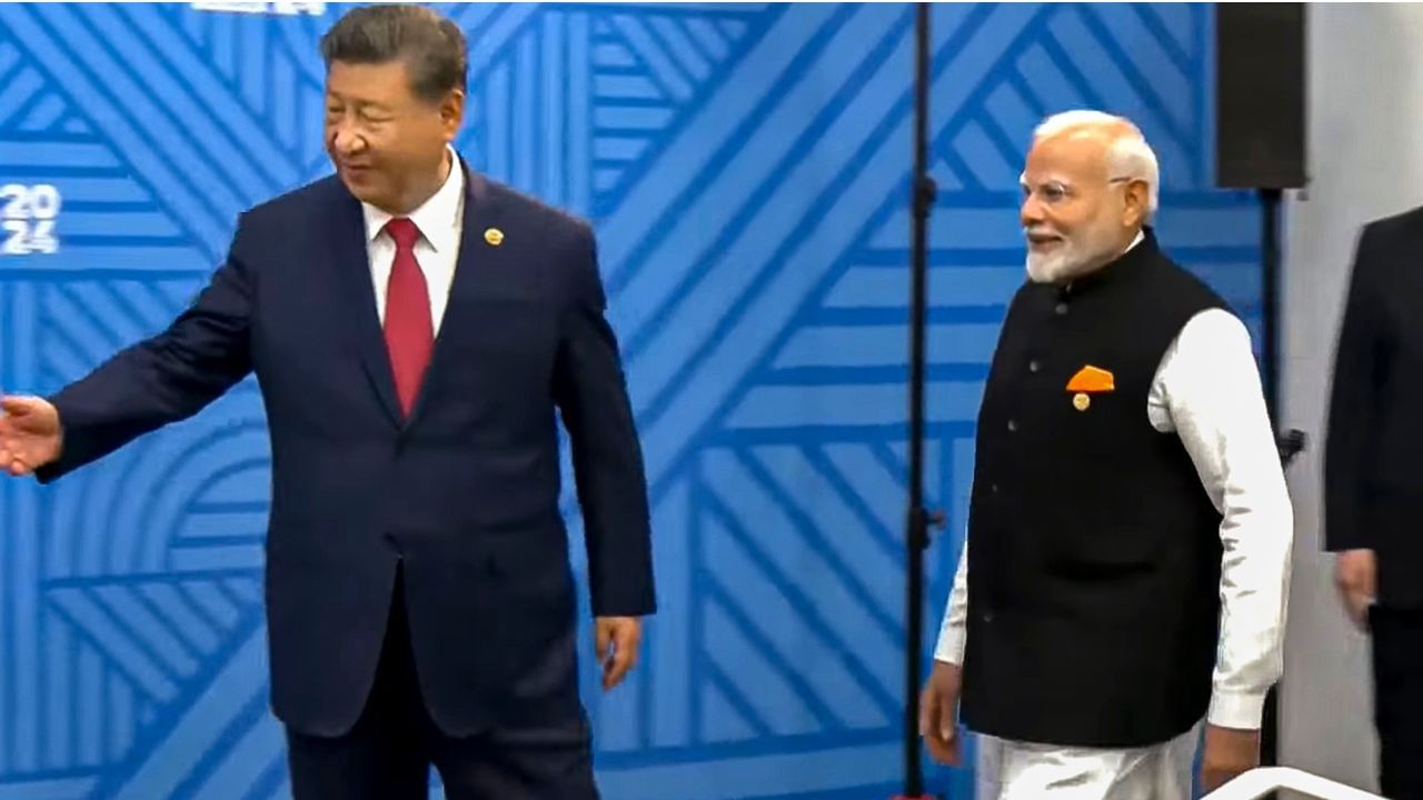 প্ৰধানমন্ত্ৰী মোদীক আদৰিবলৈ সাজু চীনঃ ক’লে, অধিক শক্তিশালী হ’ব দুয়ো দেশৰ বন্ধুত্ব প্ৰধানমন্ত্ৰী মোদীক আদৰিবলৈ সাজু চীনঃ ক’লে, অধিক শক্তিশালী হ’ব দুয়ো দেশৰ বন্ধুত্ব