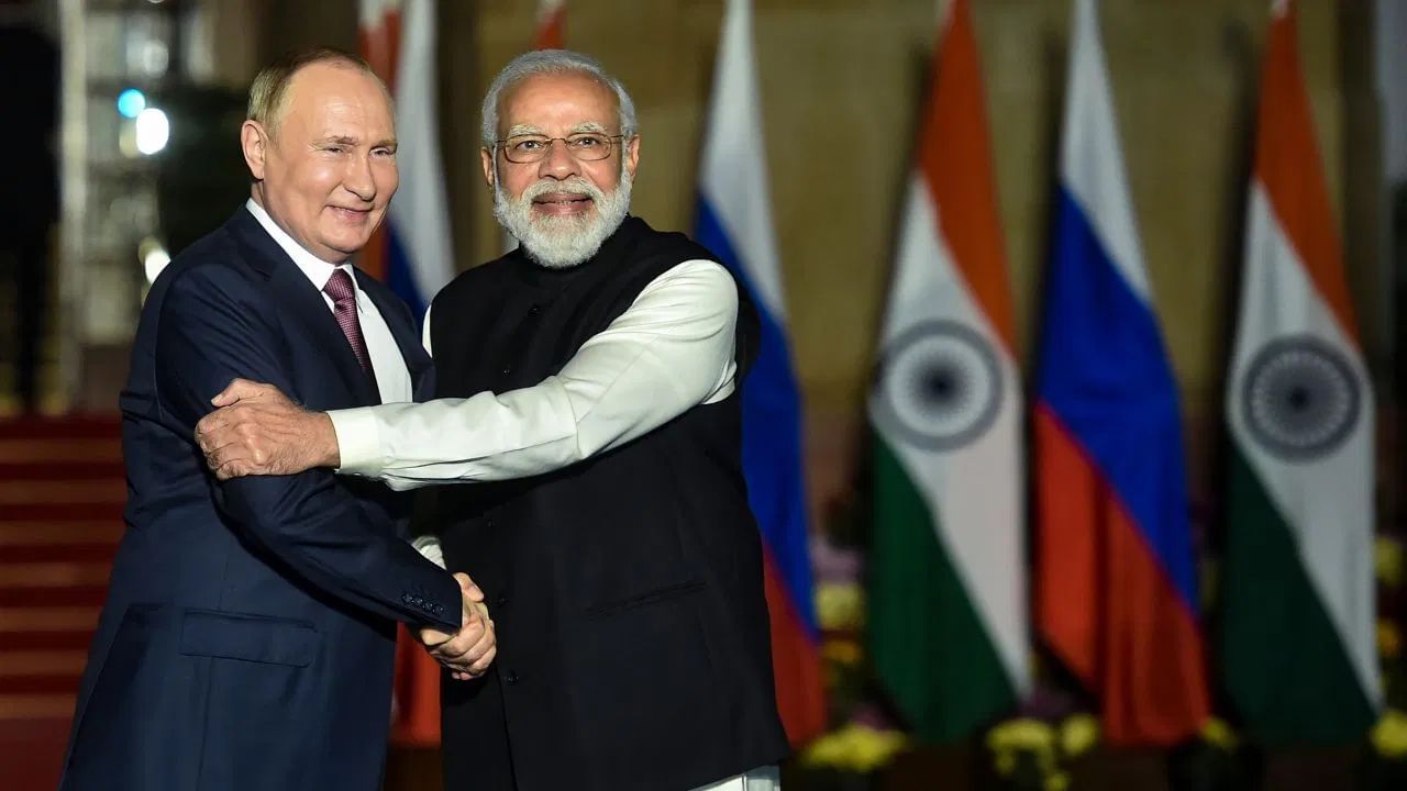 ট্ৰাম্পৰ শুল্ক ভাবুকিৰ মাজতে পুটিনৰ সৈতে বাৰ্তালাপ প্ৰধানমন্ত্ৰী মোদীৰ