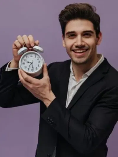 জীৱনৰ বেয়া সময় আঁতৰাবলৈ ঘৰৰ এইটো স্থানত ৰাখক ঘড়ী, দূৰ হ’ব বিপদ!