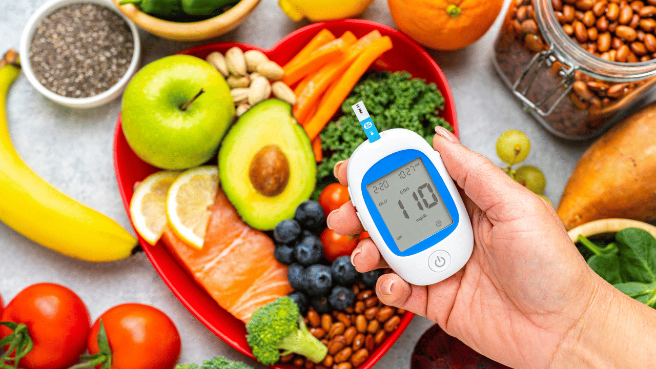 ডায়েবেটিছ নিয়ন্ত্ৰণত ৰাখিবলৈ কি কি খাদ্য খাব লাগে? জানক বিশেষজ্ঞৰ পৰা... ডায়েবেটিছ নিয়ন্ত্ৰণত ৰাখিবলৈ কি কি খাদ্য খাব লাগে? জানক বিশেষজ্ঞৰ পৰা...