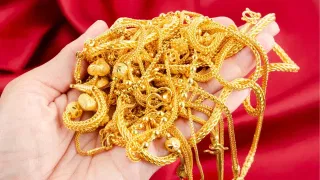 Gold price Today: আজি গুৱাহাটীত কিমান টকাত বিক্ৰী হৈছে সোণ-ৰূপ? জানক মূল্য…