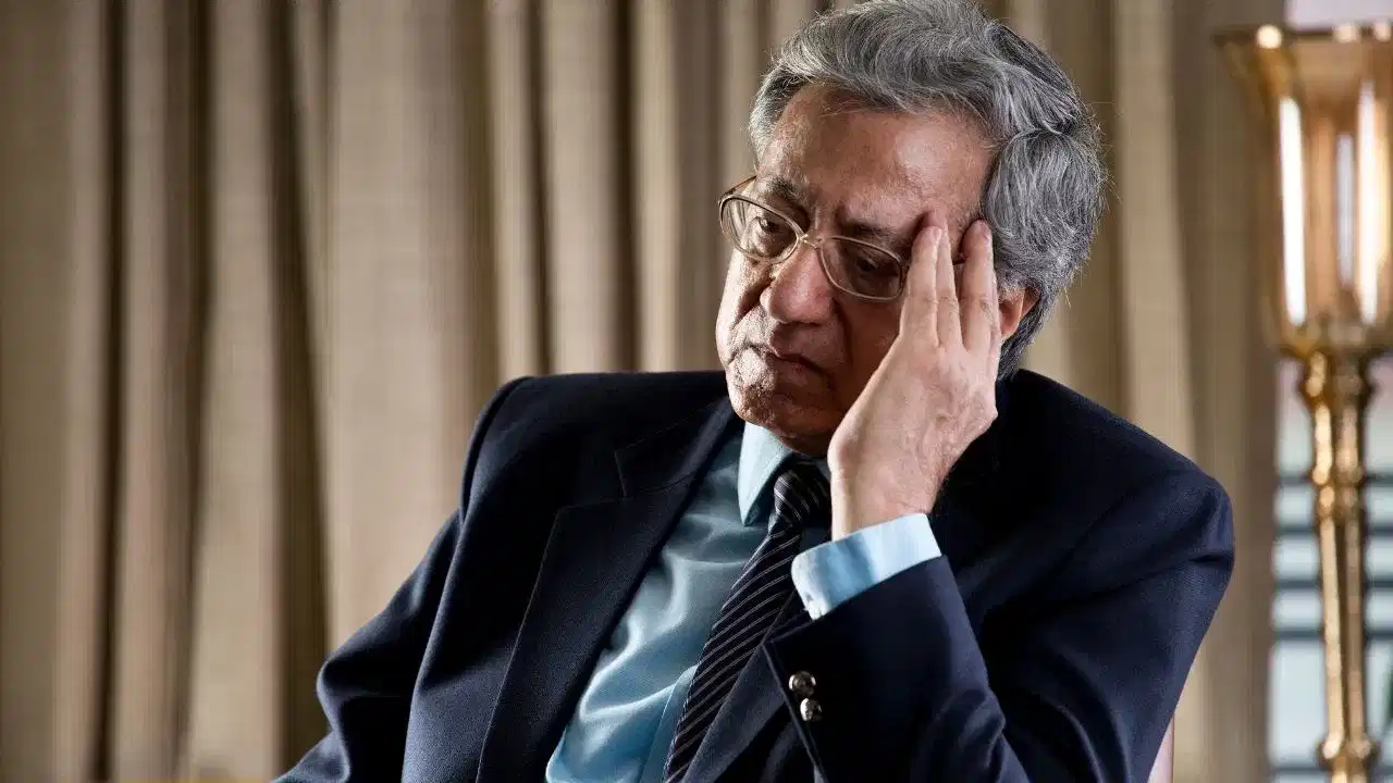 বাৰে বাৰে মূৰ ঘূৰাই নেকি? ই কিহৰ সংকেত, জানক বিশেষজ্ঞৰ পৰা...