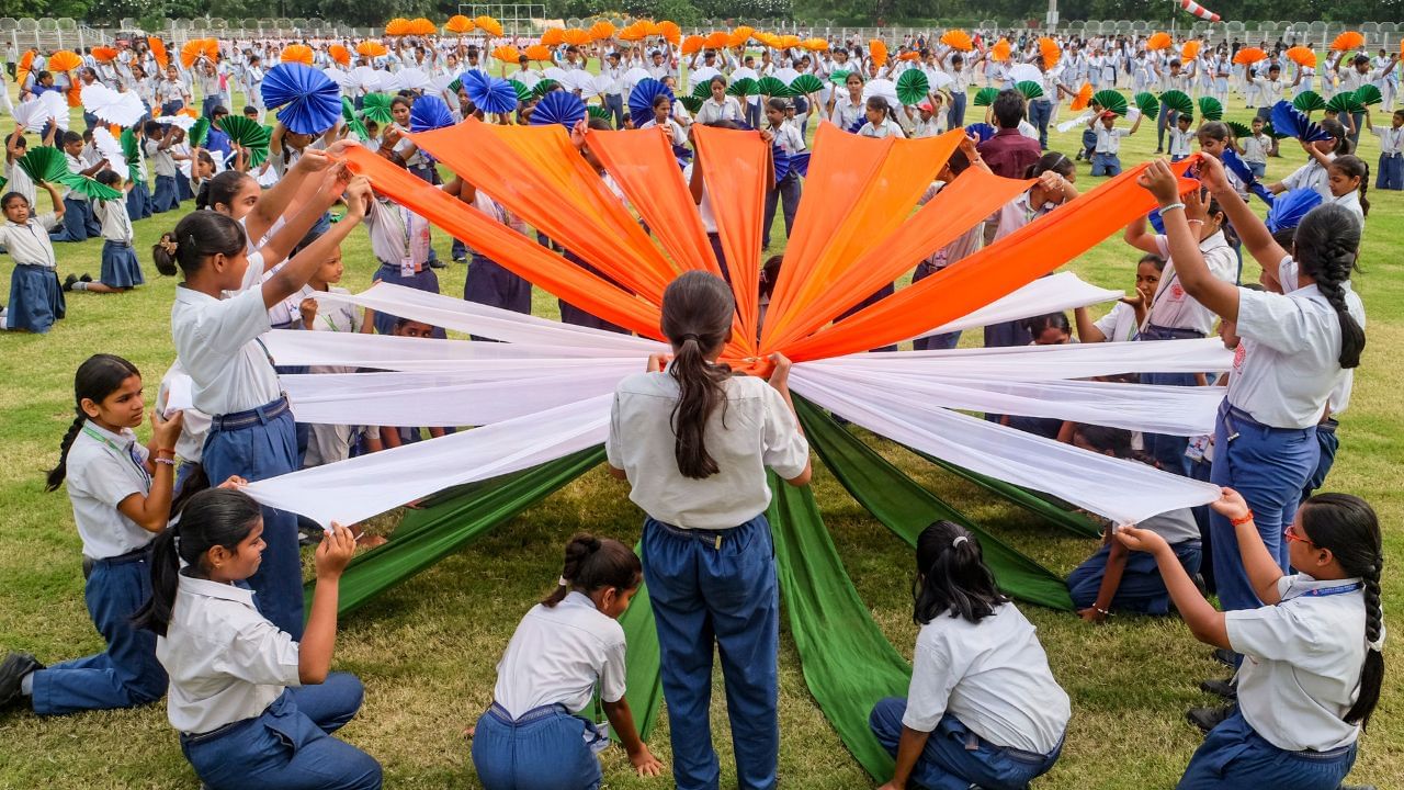 Independence Day 2025: এইবাৰ ভাৰতৰ ৭৮ সংখ্যক নে ৭৯ সংখ্যক স্বাধীনতা দিৱস? প্ৰেৰণ কৰক এই শুভেচ্ছা বাৰ্তা…