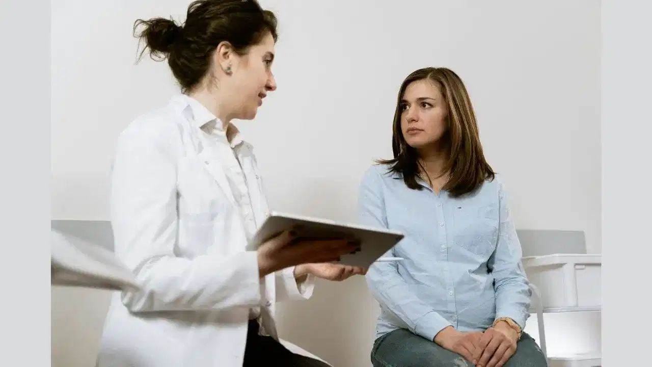 গৰ্ভাৱস্থাত হঠাতে কিয় BP বাঢ়ি যায়? চিকিৎসকৰ পৰা জানক প্ৰি-এক্লেম্পচিয়াৰ লক্ষণ... গৰ্ভাৱস্থাত হঠাতে কিয় BP বাঢ়ি যায়? চিকিৎসকৰ পৰা জানক প্ৰি-এক্লেম্পচিয়াৰ লক্ষণ...