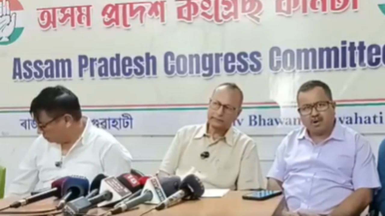 ৬ জনগোষ্ঠীক বাৰে বাৰে প্ৰতাৰণা ! প্ৰধানমন্ত্ৰী মোদীৰ অসম ভ্ৰমণক কটাক্ষ কৰি ৰাজীৱ ভৱনত কংগ্ৰেছৰ সংবাদমেল