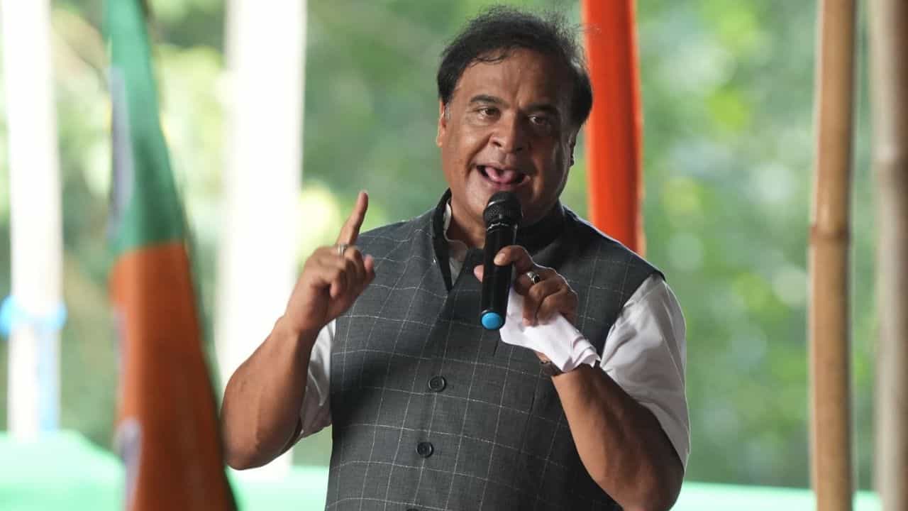 বিটিচি নিৰ্বাচনৰ পাছতহে কিবা এটা হব, মুখ্য়মন্ত্ৰীৰ মতে এছ আই টি প্ৰতিবেদন অতি বিস্ফোৰক বিটিচি নিৰ্বাচনৰ পাছতহে কিবা এটা হব, মুখ্য়মন্ত্ৰীৰ মতে এছ আই টি প্ৰতিবেদন অতি বিস্ফোৰক