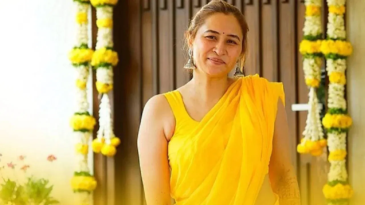 Jwala Gutta: জ্বালা গুট্টাই দান কৰিলে ৩০ লিটাৰ মাতৃদুগ্ধ, এই পদক্ষেপৰ আঁৰৰ কাৰণ জানি হ’ব আচৰিত! Jwala Gutta: জ্বালা গুট্টাই দান কৰিলে ৩০ লিটাৰ মাতৃদুগ্ধ, এই পদক্ষেপৰ আঁৰৰ কাৰণ জানি হ’ব আচৰিত!