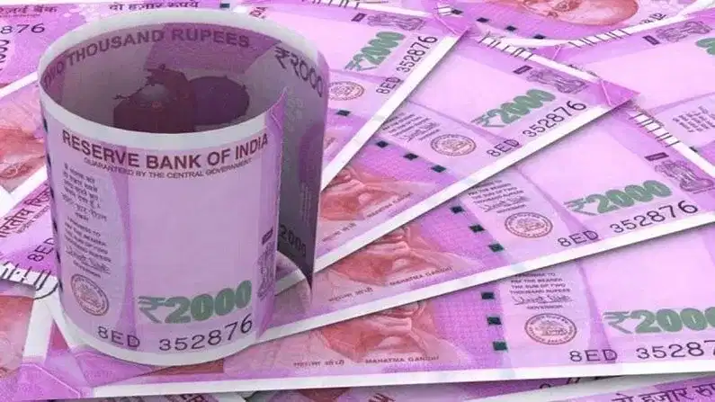 এতিয়াও বজাৰত আছে প্ৰায় ৬০০০ কোটি টকাৰ ২০০০ৰ নোট! কত?