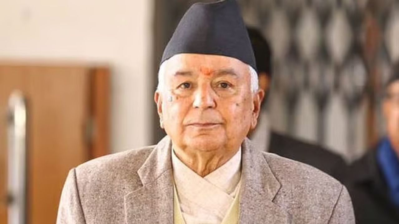 যুৱশক্তিৰ ক্ৰোধত জ্বলিছে নেপাল! প্ৰধানমন্ত্ৰীৰ পিছত ৰাষ্ট্ৰপতি ৰামচন্দ্ৰ পৌড়েলৰ পদত্যাগ যুৱশক্তিৰ ক্ৰোধত জ্বলিছে নেপাল! প্ৰধানমন্ত্ৰীৰ পিছত ৰাষ্ট্ৰপতি ৰামচন্দ্ৰ পৌড়েলৰ পদত্যাগ