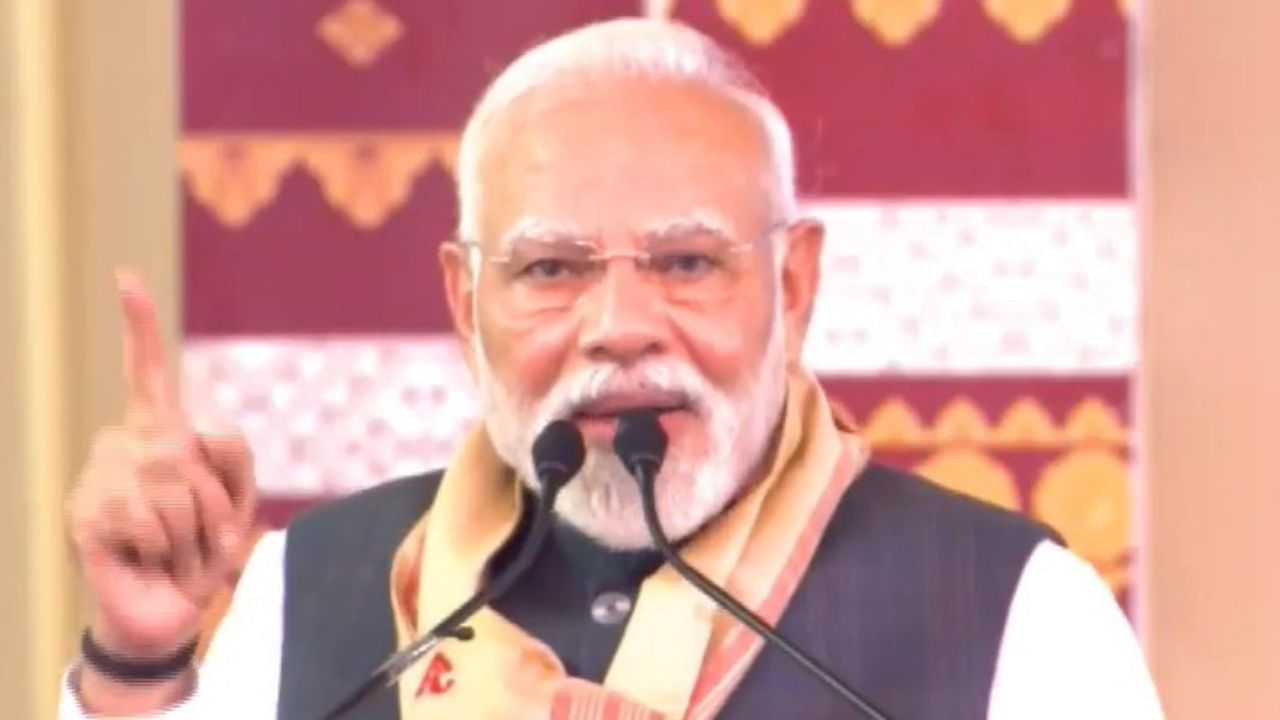 ভূপেন হাজৰিকাক অপমান কৰিছিল কংগ্ৰেছে, ৰাষ্ট্ৰবিৰোধী আৰু অনুপ্ৰৱেশকাৰীৰ ৰক্ষক: প্ৰধানমন্ত্ৰী মোদী