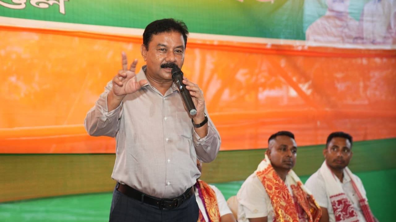 বিটিচিত কাৰ কিমান শক্তি? কোনে শেষ হাঁহি মাৰিব বিটিচি নিৰ্বাচনত? মন্ত্ৰী ৰণজিৎ কুমাৰ দাসৰ প্ৰতিক্ৰিয়া