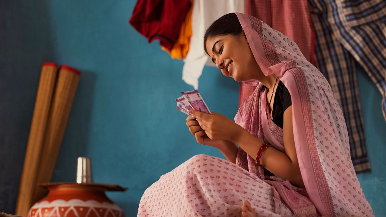 মহিলাসকলৰ একাউণ্টত পোনপটীয়াকৈ জমা হ’ব ১০,০০০ টকা, প্ৰধানমন্ত্ৰীয়ে মুকলি কৰিলে বিশেষ আঁচনি… মহিলাসকলৰ একাউণ্টত পোনপটীয়াকৈ জমা হ’ব ১০,০০০ টকা, প্ৰধানমন্ত্ৰীয়ে মুকলি কৰিলে বিশেষ আঁচনি…