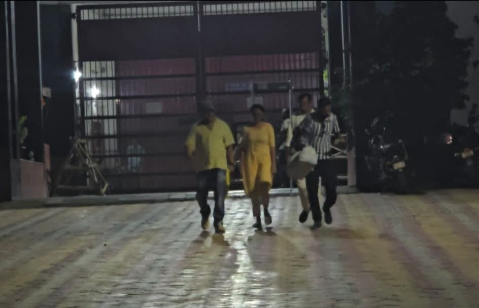 দীৰ্ঘ দিনৰ অন্তত মঙলবাৰে মুকলি আকাশৰ তললৈ আহিবলৈ সক্ষম হয় নন্দিনী কাশ্যপ। কামৰূপ মহানগৰ জিলা চেছন ন্যায়াধীশৰ আদালতে সোমবাৰে জামিন মঞ্জুৰ কৰিছিল।