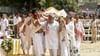 জুবিন গাৰ্গৰ বিদায়ত হেজাৰ হেজাৰ অনুৰাগীৰ কান্দোনৰ ৰোল...