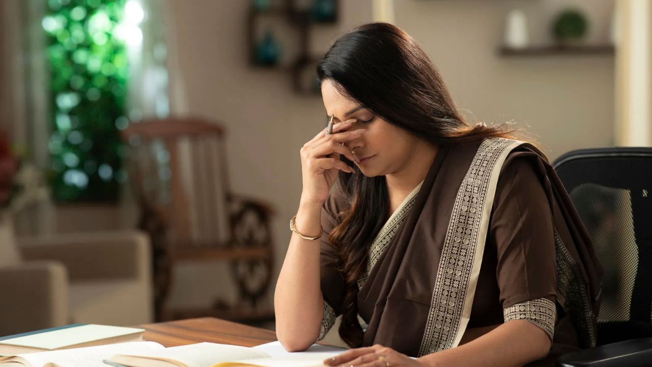 পুৰুষতকৈ মহিলাৰ এলঝেইমাৰ ৰোগৰ আশংকা কিয় বেছি? চিকিৎসকৰ পৰা জানক… পুৰুষতকৈ মহিলাৰ এলঝেইমাৰ ৰোগৰ আশংকা কিয় বেছি? চিকিৎসকৰ পৰা জানক…