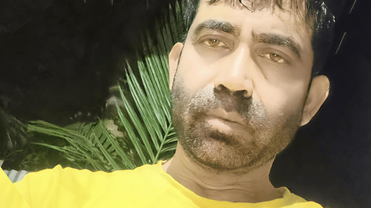 ফুল তুলিবলৈ যোৱা মহিলাৰ সৈতে জঘন্য কাণ্ড, গ্ৰেপ্তাৰ আমিনুৰ ৰহমান... ফুল তুলিবলৈ যোৱা মহিলাৰ সৈতে জঘন্য কাণ্ড, গ্ৰেপ্তাৰ আমিনুৰ ৰহমান...
