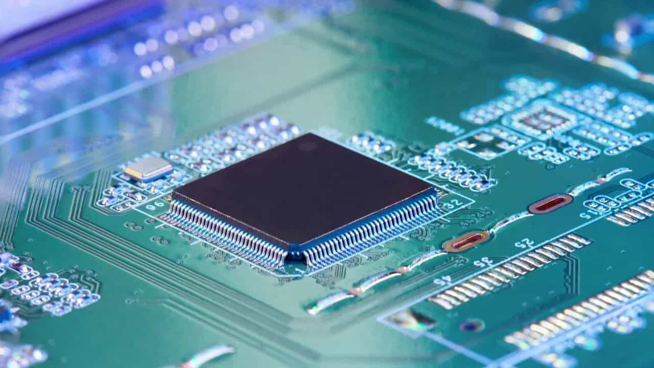 Tata Semiconductor: ছেমিকণ্ডাক্টৰ প্ৰকল্পকলৈ বিশ্বৰ দুটা বৃহৎ কোম্পানীৰে আলোচনা টাটাৰ