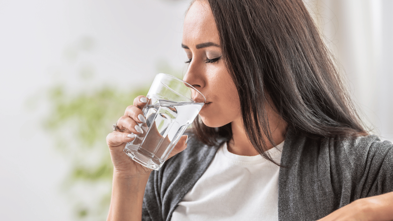 খাদ্য খোৱাৰ আগত নে পাছত? পানী খোৱাৰ সঠিক সময় কি জানেনে? জানক... খাদ্য খোৱাৰ আগত নে পাছত? পানী খোৱাৰ সঠিক সময় কি জানেনে? জানক...