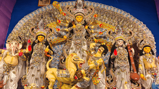 Navratri 2025: নৱৰাত্ৰিত পূজা কৰা দেৱীৰ ৯টা ৰূপ কি কি? জানক প্ৰতিটো ৰূপৰ মহত্ব
