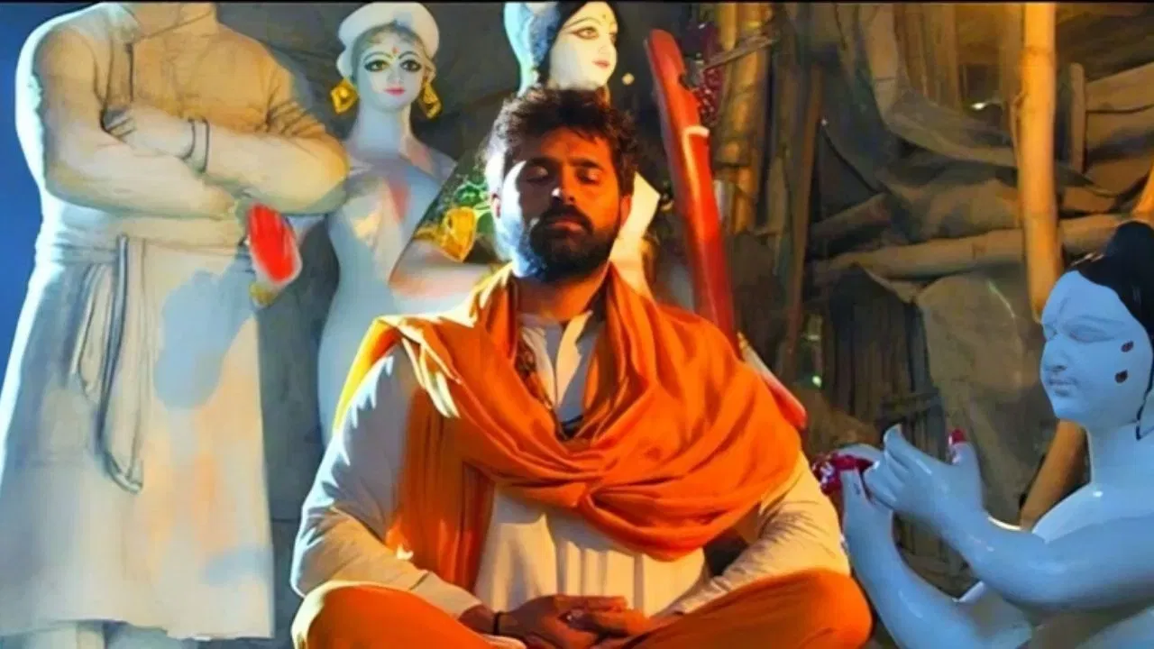 বলীউড অভিনেতা বিবেক অবেৰয়ে অভিনীত এই ছবিখন ২০১৯ চনত মুক্তি লাভ কৰিছিল। এইখন আছিল পি এম নৰেন্দ্ৰ মোদীৰ বায়’পিক। ইয়াত প্ৰধানমন্ত্ৰীৰ সমগ্ৰ জীৱন যাত্ৰাক বৰ্ণনা কৰা হৈছে। MX Player ত চাব পাৰিব।