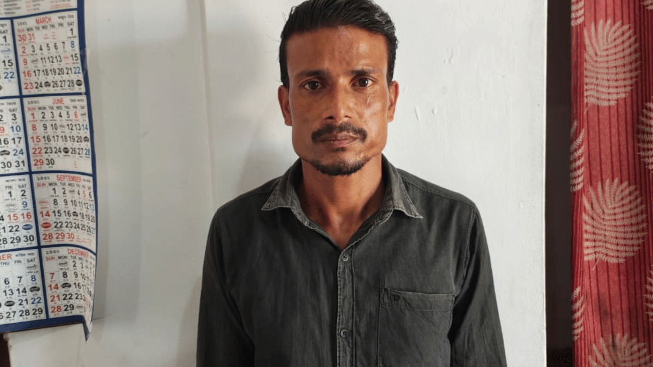 প্ৰথমে মোবাইলত দেখুৱালে ভিডিঅ’! পাছত ৬ বছৰীয়া শিশুৰ সৈতে জঘন্য কাণ্ড… প্ৰথমে মোবাইলত দেখুৱালে ভিডিঅ’! পাছত ৬ বছৰীয়া শিশুৰ সৈতে জঘন্য কাণ্ড…