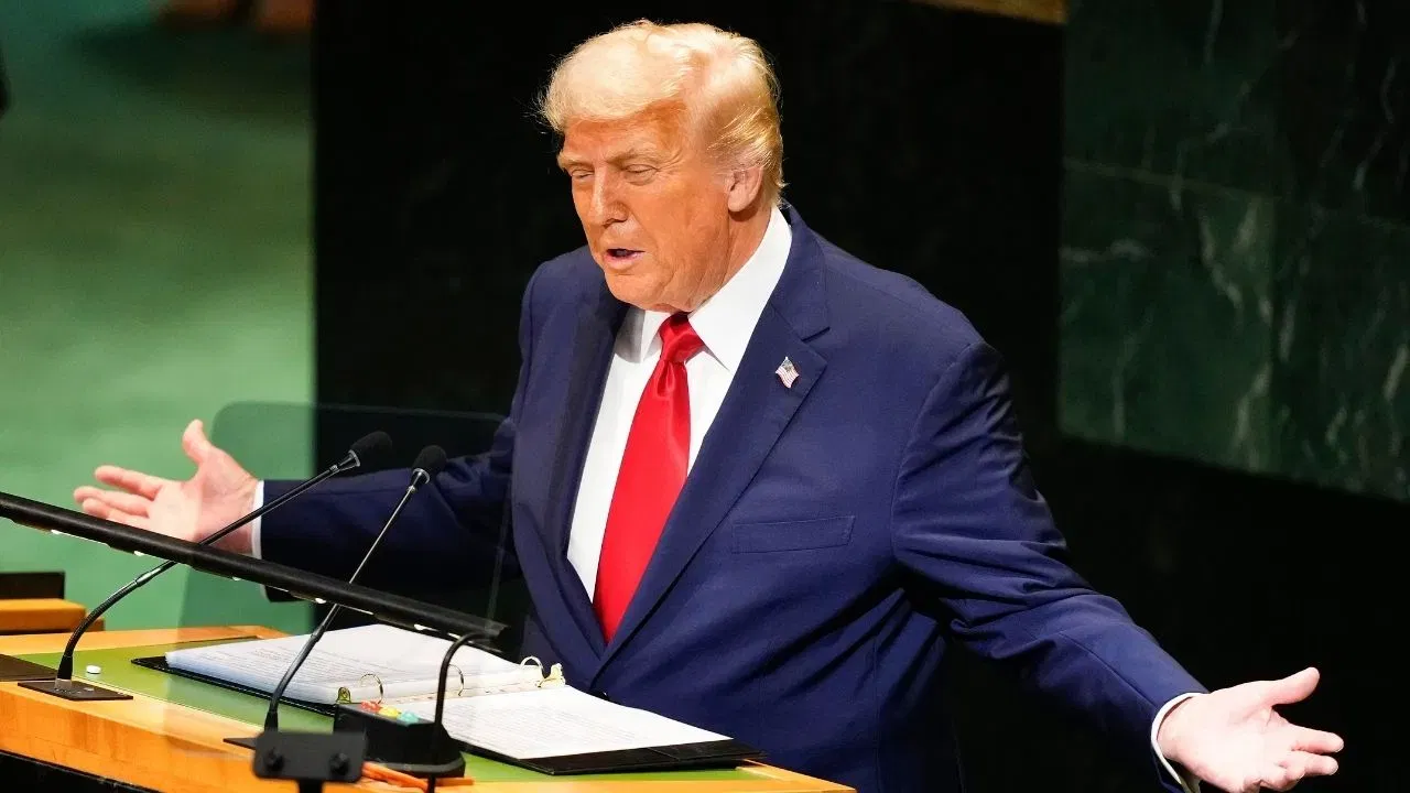 Donald Trump’s Tariff on Pharma: ঔষধৰ ওপৰত ১০০ শতাংশ শুল্ক আৰোপ কৰিব ট্ৰাম্পে! ভাৰতৰ বাবে ডাঙৰ আঘাত