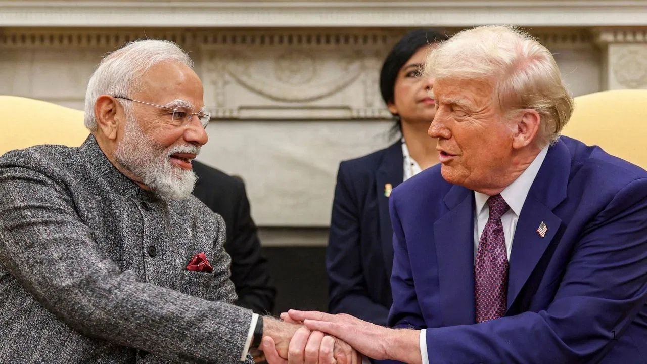 ভাৰত আৰু আমেৰিকা ঘনিষ্ঠ বন্ধু! বাণিজ্যিক আলোচনাত মিলিত হ’বলৈ আগ্ৰহী ট্ৰাম্প, প্ৰধানমন্ত্ৰী মোদীয়ে কি ক’লে ? ভাৰত আৰু আমেৰিকা ঘনিষ্ঠ বন্ধু! বাণিজ্যিক আলোচনাত মিলিত হ’বলৈ আগ্ৰহী ট্ৰাম্প, প্ৰধানমন্ত্ৰী মোদীয়ে কি ক’লে ?