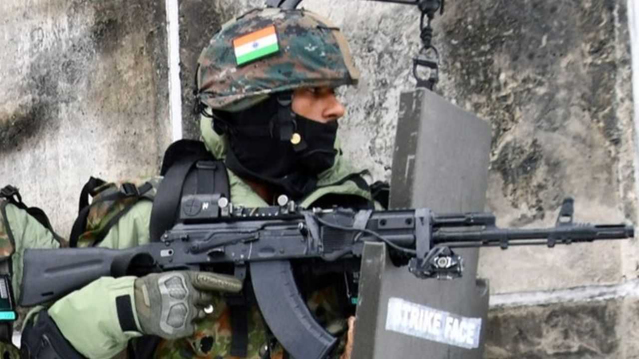 আমেথিত নিৰ্মাণ ভাৰতৰ শ্বেৰ, ২০২৫ চনৰ শেষভাগলৈ সম্পূৰ্ণ থলুৱাভাৱে নিৰ্মাণ হব AK-203 এছাল্ট ৰাইফল আমেথিত নিৰ্মাণ ভাৰতৰ শ্বেৰ, ২০২৫ চনৰ শেষভাগলৈ সম্পূৰ্ণ থলুৱাভাৱে নিৰ্মাণ হব AK-203 এছাল্ট ৰাইফল